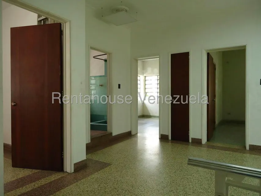 Casa (Duplex) en Alquiler en Las Acacias, Distrito Metropolitano - 7