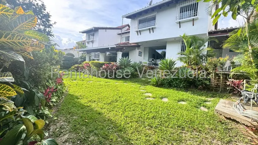 Casa (Multipes Niveles) en Venta en Alto Hatillo, Distrito Metropolitano