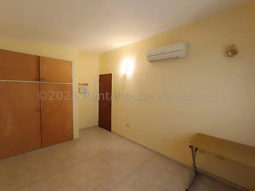 Casa (Multipes Niveles) en Venta en La Mora II, Aragua - 8