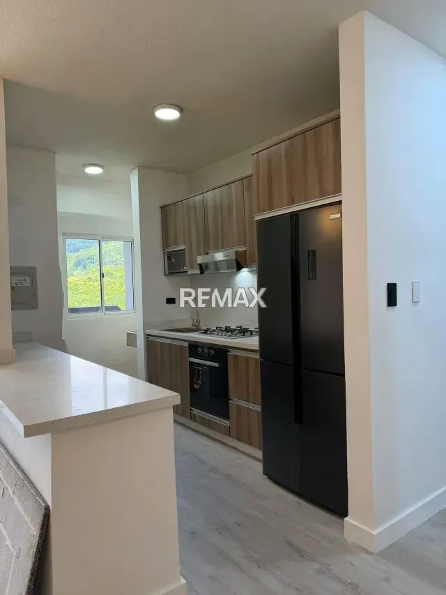 Alquiler de Apartamento en Resd. Balcones del Viento Tazajal Naguanagua AMOBLADO - 5