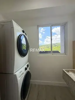 View 10