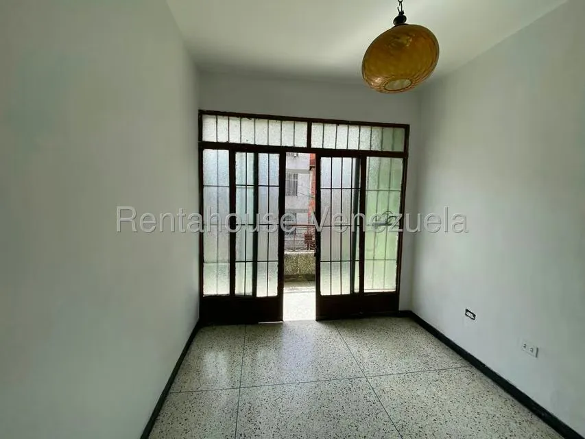 Local Comercial en Venta en Catia, Distrito Metropolitano - 43