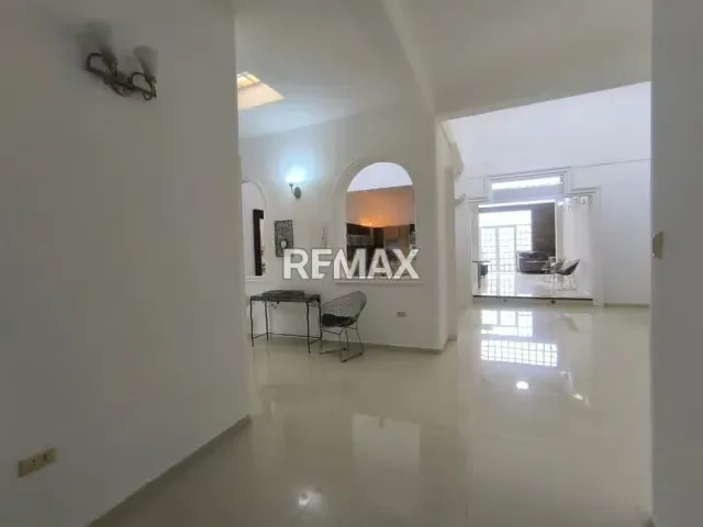 En venta Hermosa y Amplia Casa en Urbanización Valle de Luna, Sector Tipuro. Maturín - 7