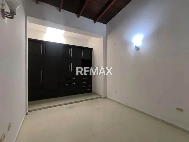 En venta Hermosa y Amplia Casa en Urbanización Valle de Luna, Sector Tipuro. Maturín - 9