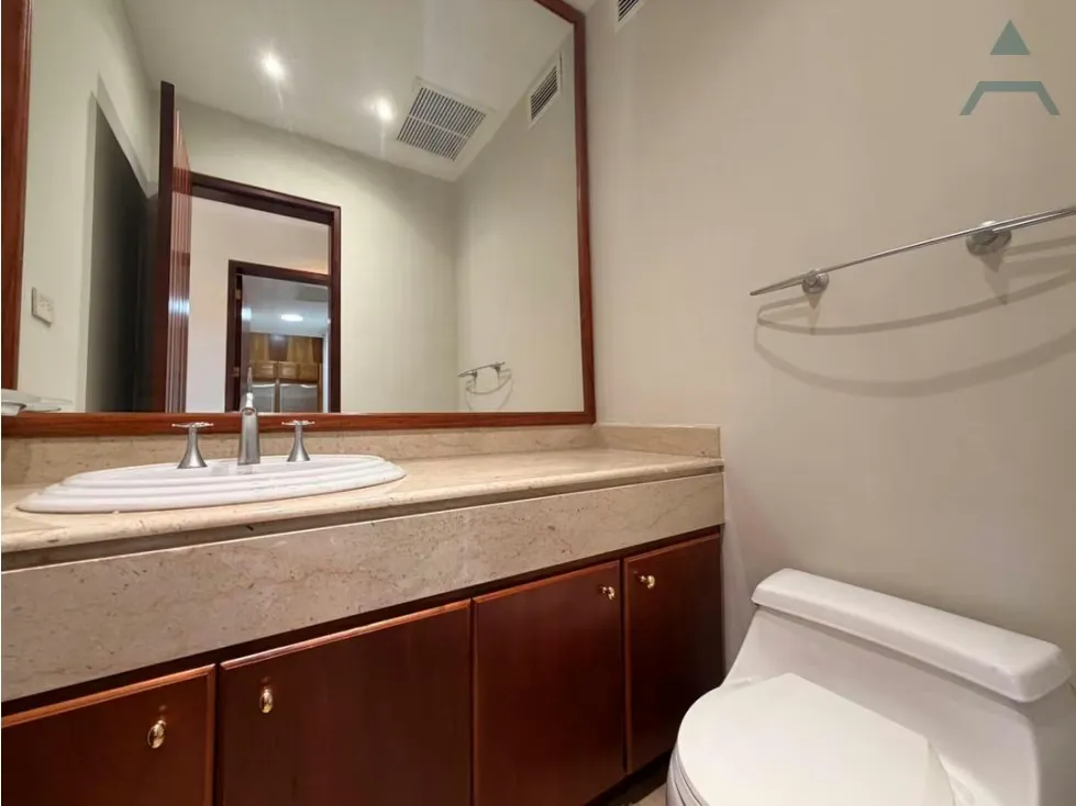 Se alquila Apto 380m² 4h+s/4.5b+s/5p La Lagunita - 16