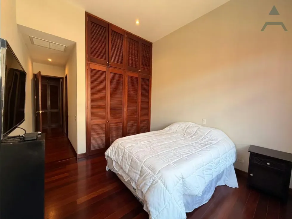 Se alquila Apto 380m² 4h+s/4.5b+s/5p La Lagunita - 8