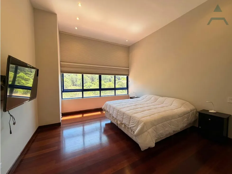 Se alquila Apto 380m² 4h+s/4.5b+s/5p La Lagunita - 10
