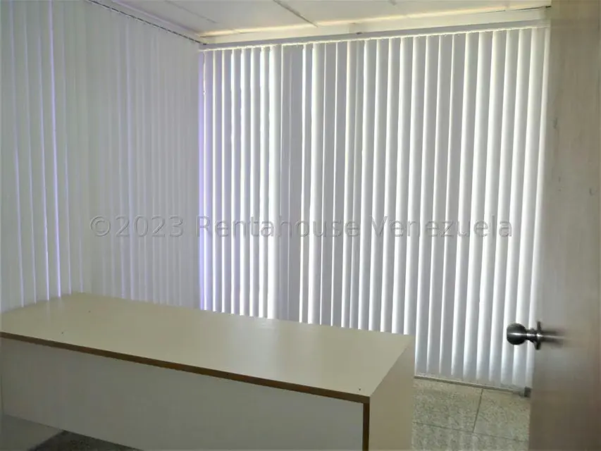 Comercial (Local Comercial) en Venta en Urbanizacion Industrial Santa Cruz, Aragua - 6