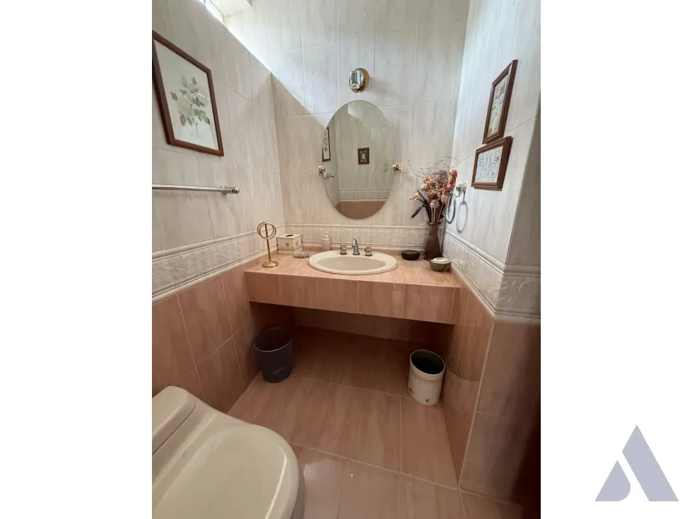 Se alquila casa 500m2 Los Samanes 6076 - 13