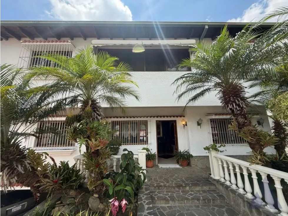 Se alquila casa 500m2 Los Samanes 6076 - 4