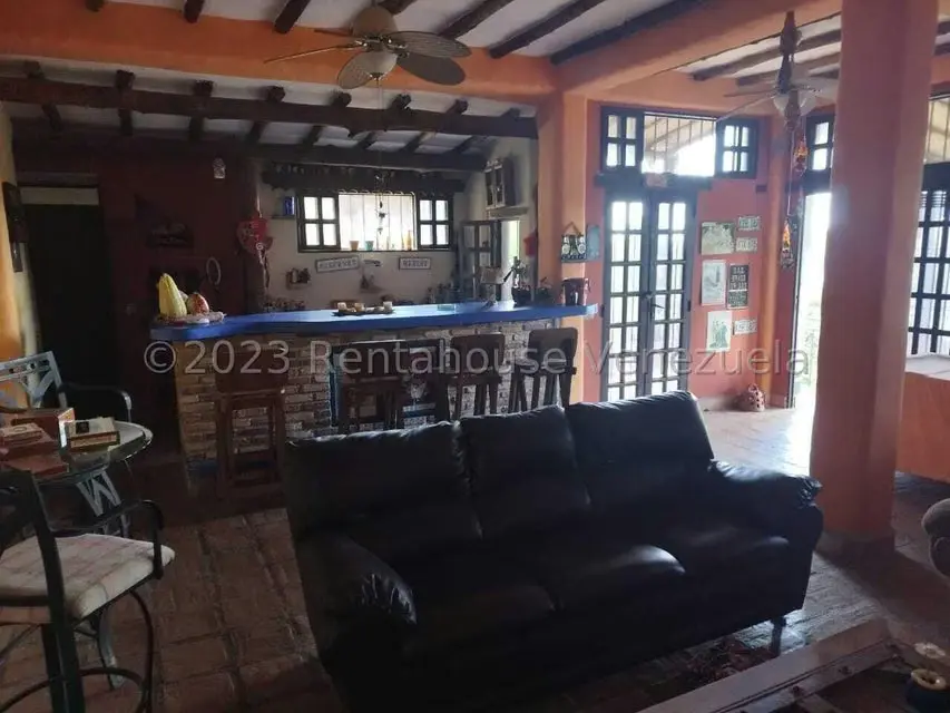 Casa (Multipes Niveles) en Venta en Oripoto, Distrito Metropolitano - 19