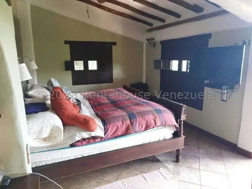 Casa (Multipes Niveles) en Venta en Oripoto, Distrito Metropolitano - 22