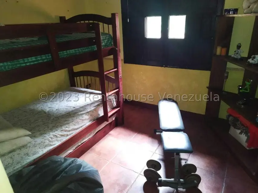 Casa (Multipes Niveles) en Venta en Oripoto, Distrito Metropolitano - 25