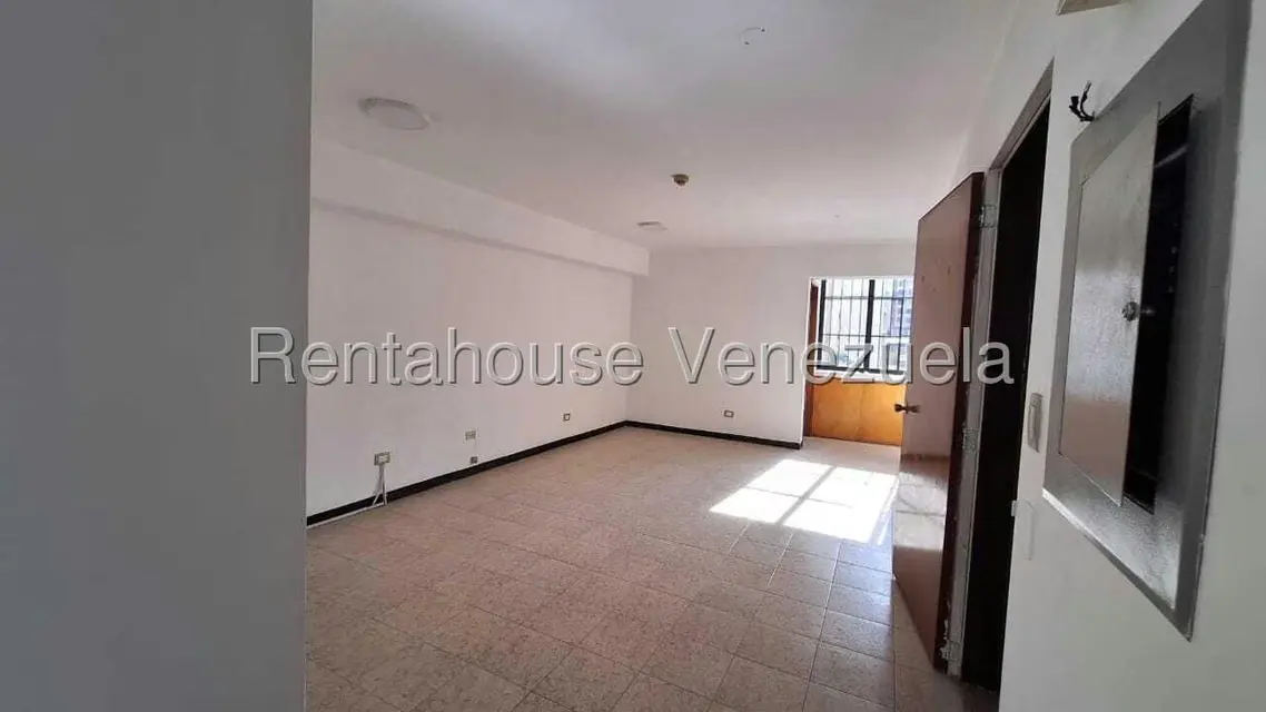 Oficina en Venta en Parroquia La Candelaria, Distrito Metropolitano - 9