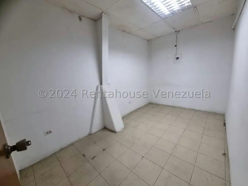 Comercial (Local Comercial) en Venta en Centro, Lara - 13