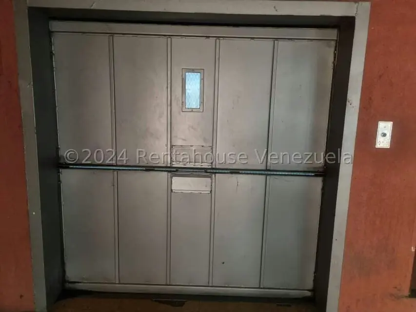 Comercial (Local Comercial) en Venta en Centro, Lara - 24