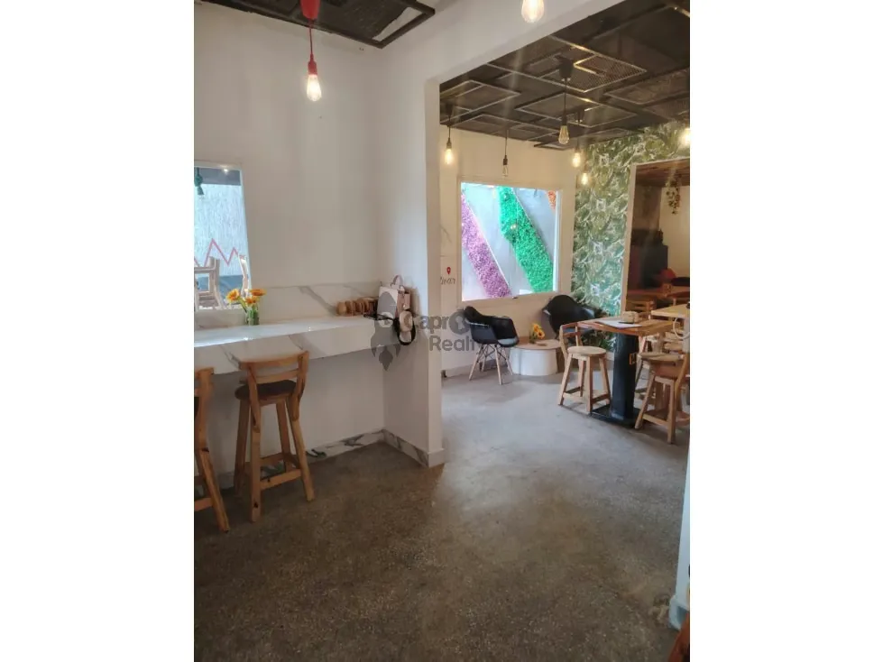 Casa comercial con 2 anexos independientes - 16