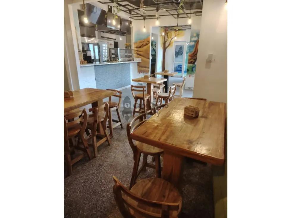 Casa comercial con 2 anexos independientes - 20