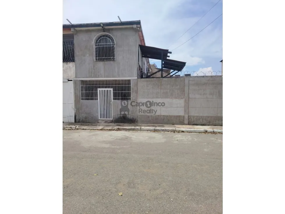 Casa comercial con 2 anexos independientes - 33