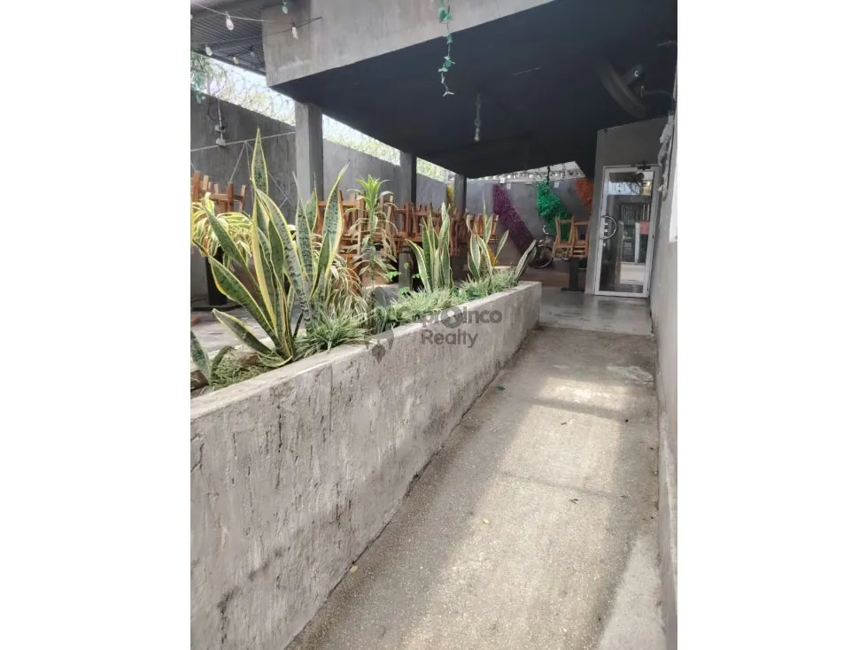 Casa comercial con 2 anexos independientes - 5