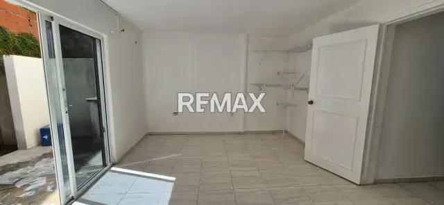 APARTAMENTO UBICADO EN PLAYA EL AGUA ISLA DE MARGARITA CON UN POTENCIAL TURISTICO IDEAL PARA APLICACIONES VACACIONALES A SOLO PASOS DE LA PLAYA MAS ICONICA DE LA ISLA - 2
