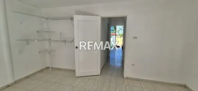 APARTAMENTO UBICADO EN PLAYA EL AGUA ISLA DE MARGARITA CON UN POTENCIAL TURISTICO IDEAL PARA APLICACIONES VACACIONALES A SOLO PASOS DE LA PLAYA MAS ICONICA DE LA ISLA - 10