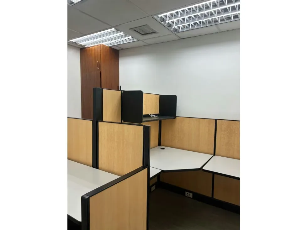 Oficina en Chacao 55mt amoblada - 3