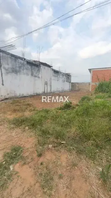 EN VENTA Terreno en Palo Gordo ( calle del medio)
