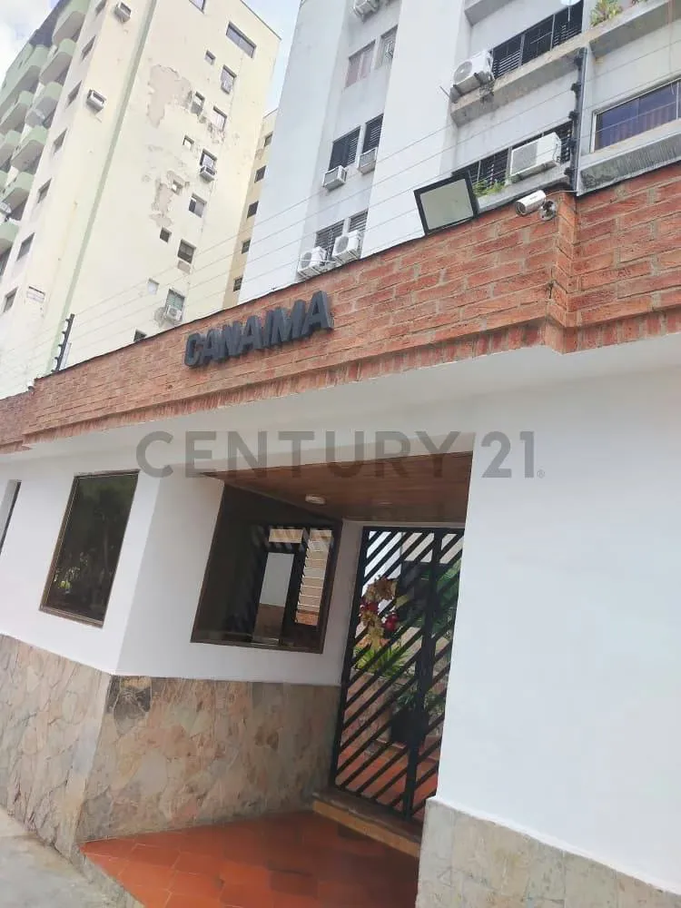 en alquiler Apartamento Amoblado en Urb Valles de Camoruco - 2