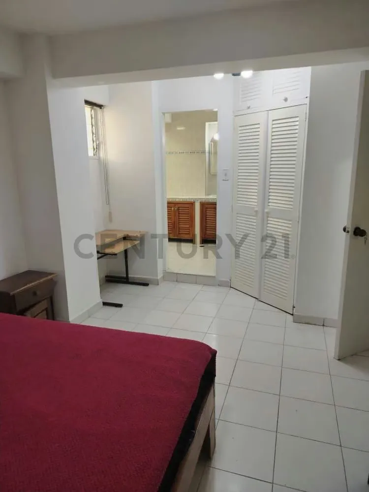 en alquiler Apartamento Amoblado en Urb Valles de Camoruco - 26