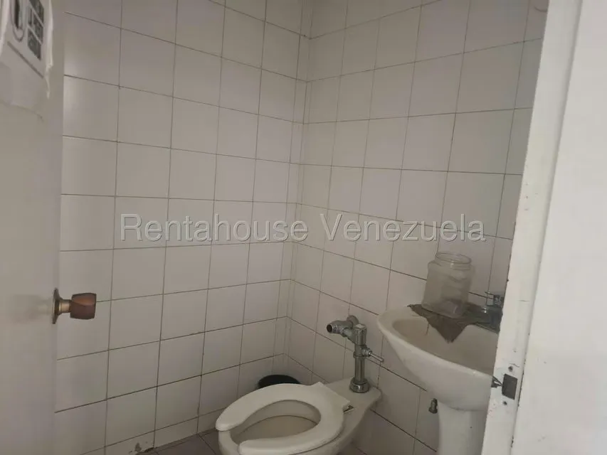 Local Comercial en Alquiler en Santa Fe Norte, Distrito Metropolitano - 13