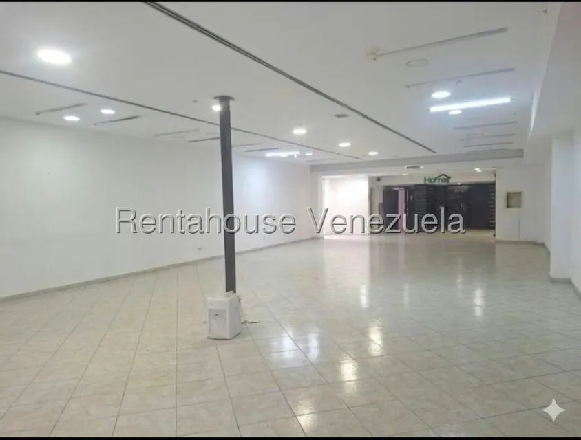 Local Comercial en Alquiler en Santa Fe Norte, Distrito Metropolitano - 9