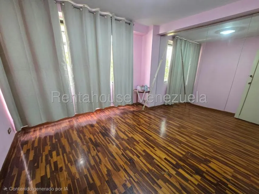 Apartamento (1 Nivel) en Venta en El Paraiso, Distrito Metropolitano - 11