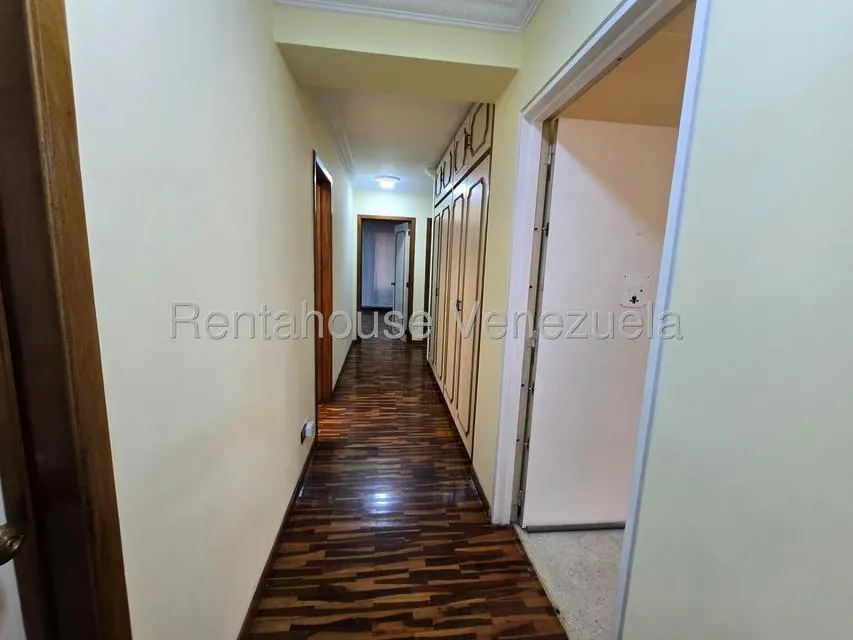 Apartamento (1 Nivel) en Venta en El Paraiso, Distrito Metropolitano - 24