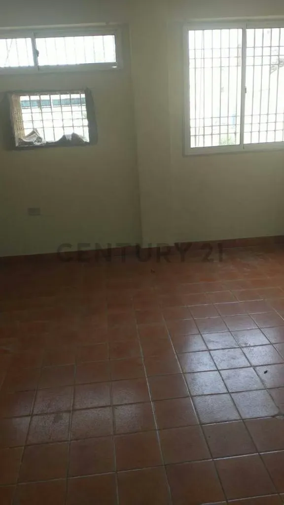 Apartamento en venta Urbanizacion La Trinidad - 2