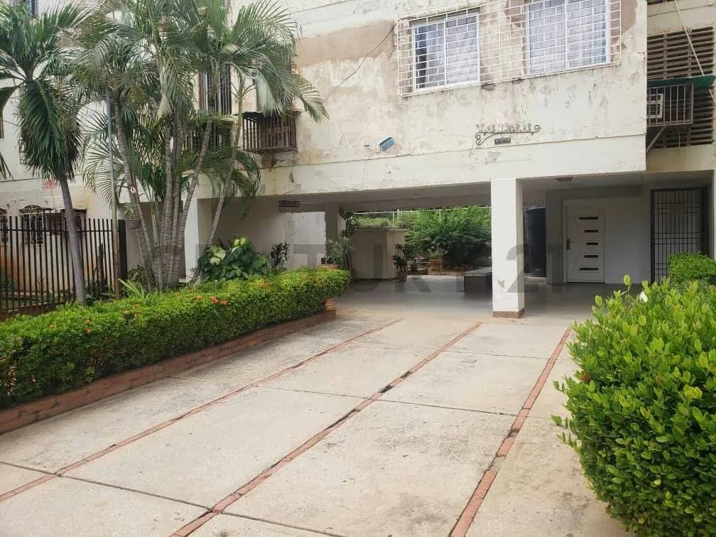 Apartamento en venta Urbanizacion La Trinidad - 8