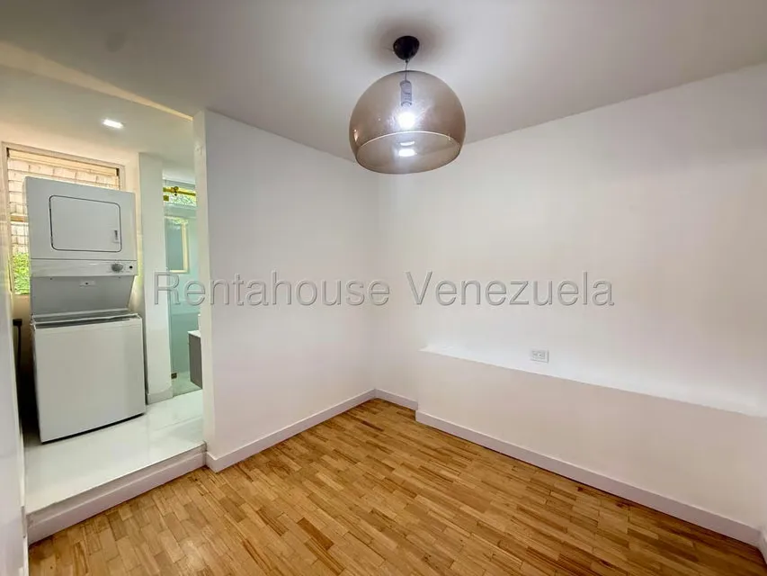 Apartamento (Duplex) en Alquiler en Las Mercedes, Distrito Metropolitano - 14