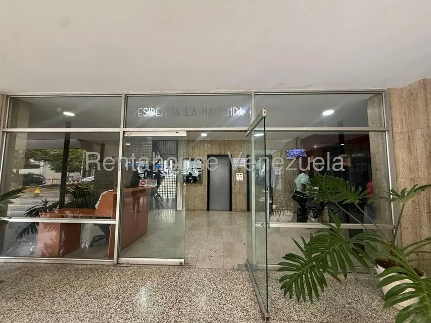 Apartamento (Duplex) en Alquiler en Las Mercedes, Distrito Metropolitano - 29