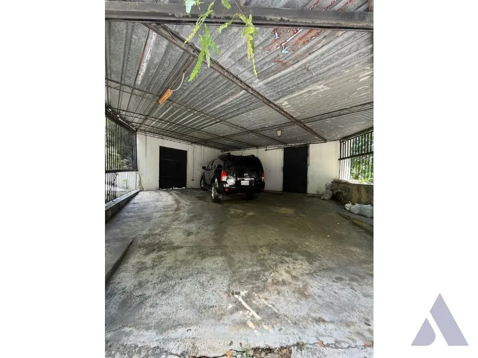 Vendo casa para remodelar 580m2 Colinas de Bello Monte 1576 - 9