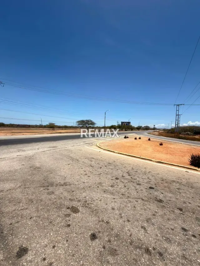 Terreno en via Principal Punta de piedras - Porlamar