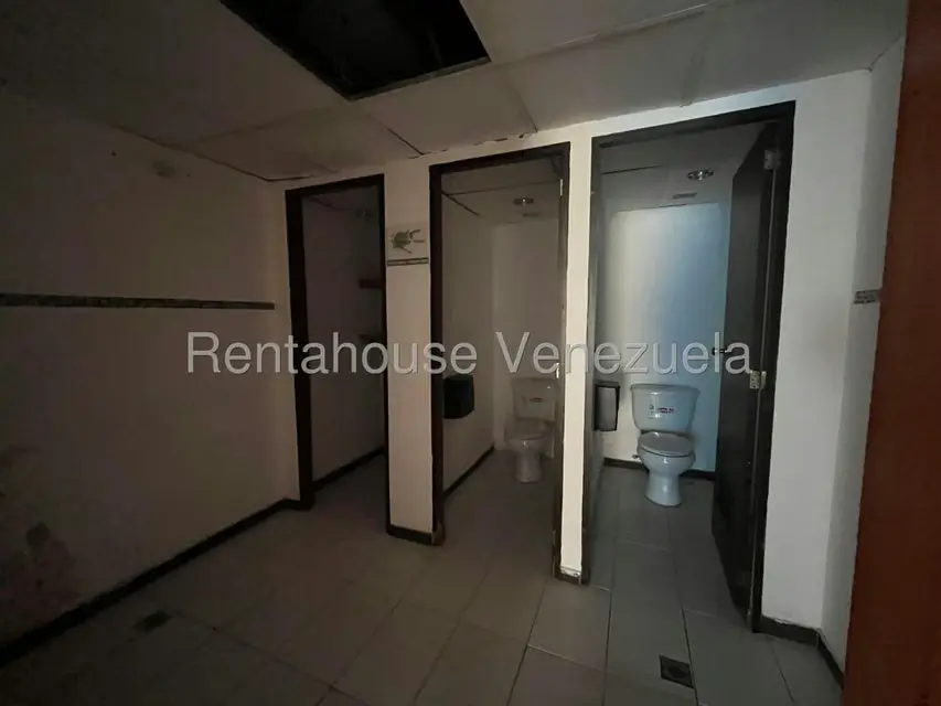 Terreno (Comercial) en Venta en La Urbina, Distrito Metropolitano - 11