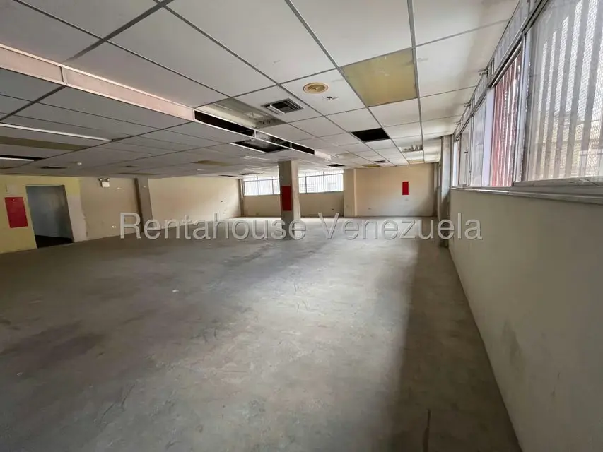 Terreno (Comercial) en Venta en La Urbina, Distrito Metropolitano - 13