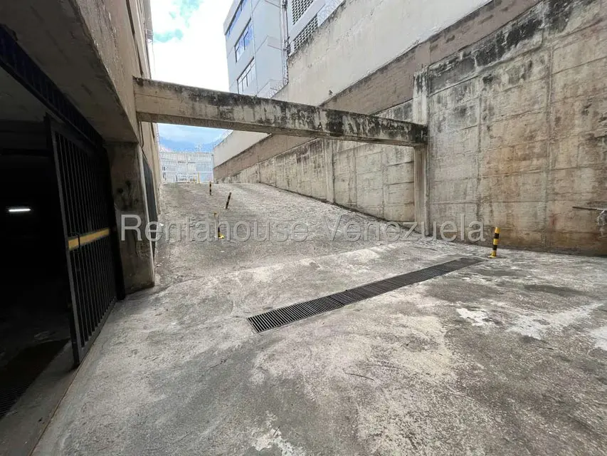 Terreno (Comercial) en Venta en La Urbina, Distrito Metropolitano - 21