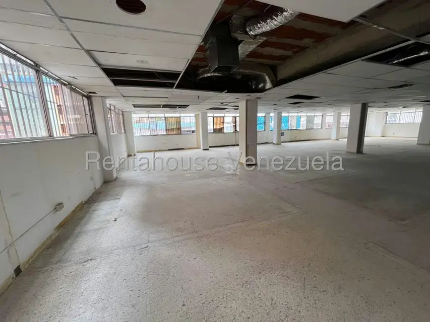 Terreno (Comercial) en Venta en La Urbina, Distrito Metropolitano - 28