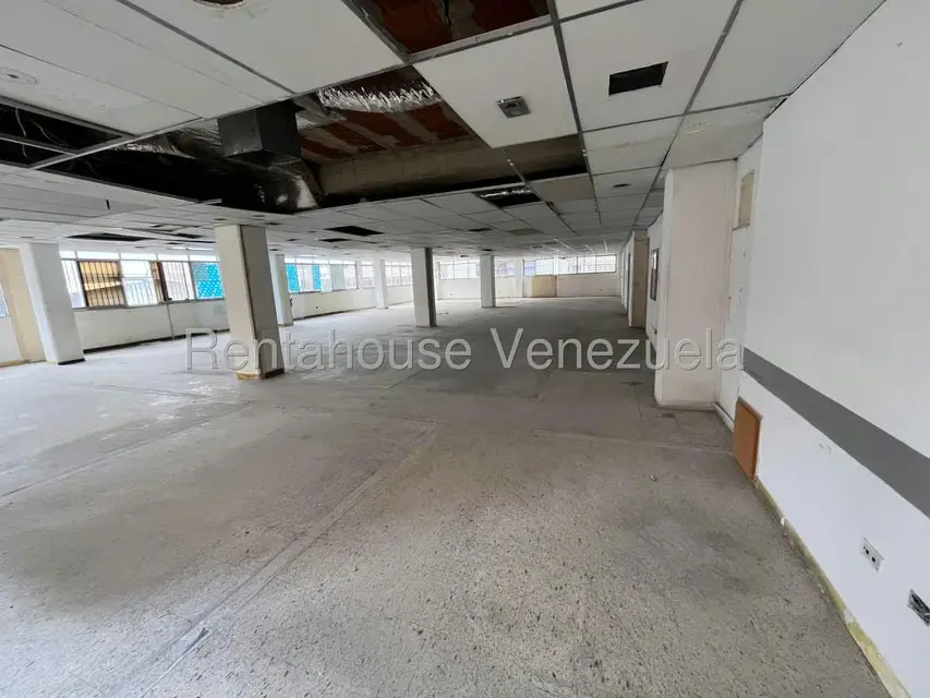 Terreno (Comercial) en Venta en La Urbina, Distrito Metropolitano - 29