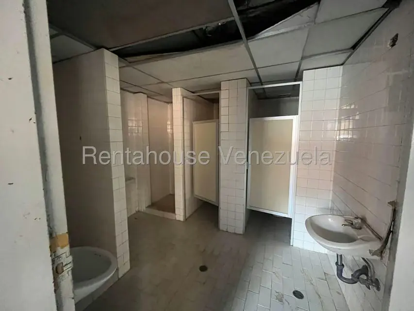 Terreno (Comercial) en Venta en La Urbina, Distrito Metropolitano - 33