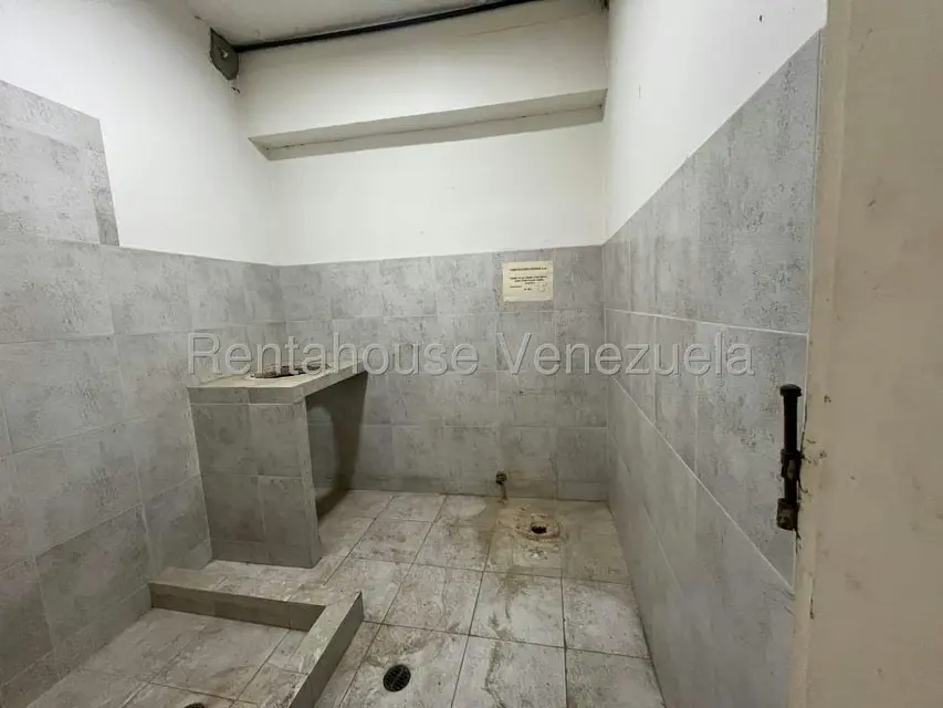 Terreno (Comercial) en Venta en La Urbina, Distrito Metropolitano - 37