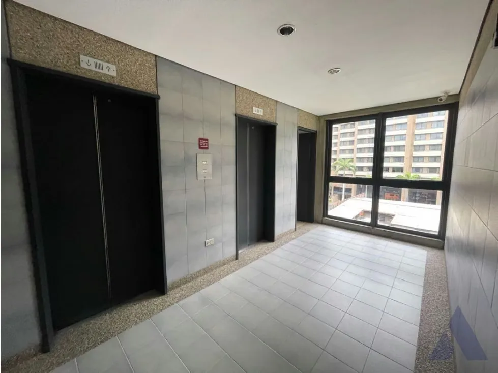Se vende/alquila oficina 280m2 El Rosal 6704 - 3