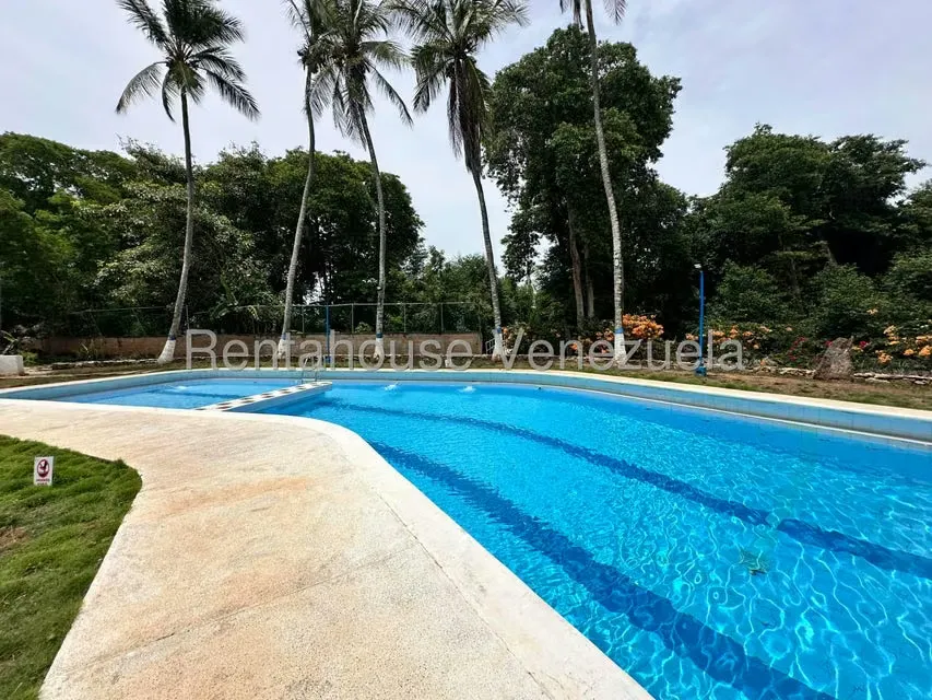 Apartamento (1 Nivel) en Venta en Maneiro, Nueva Esparta - 2