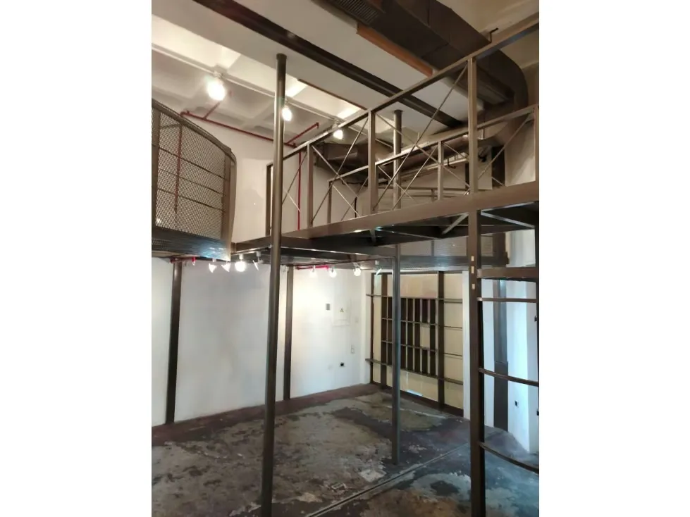 Vendo local 44m2 Galería Prados del Este 6010 - 4